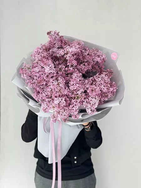 Flower bouquet "Lilac Cloud" with luxurious lilacs