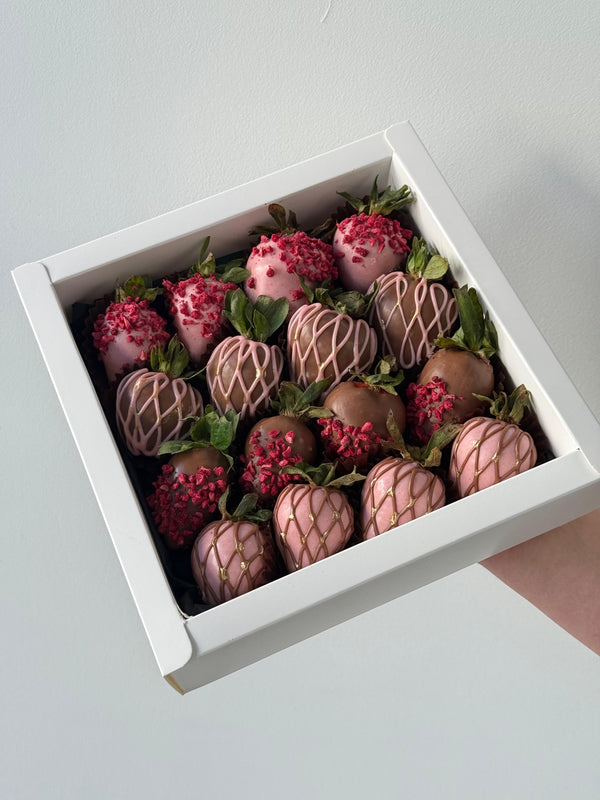 Strawberry box (16pcs)