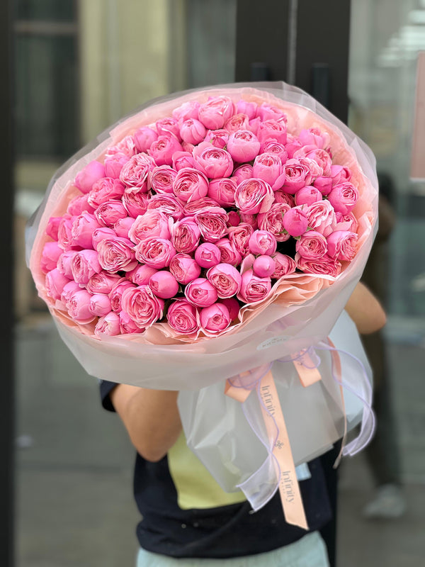 Flower bouquet with 30 peony spray rose Silva Pink