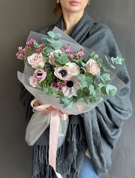 Flower bouquet "Starry Morning" with rose, chamelacium and anemone