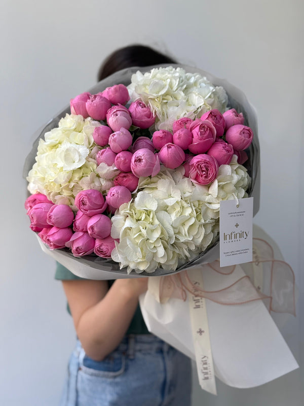 Flower bouquet "Amethyst" with hydrangea and peony rose