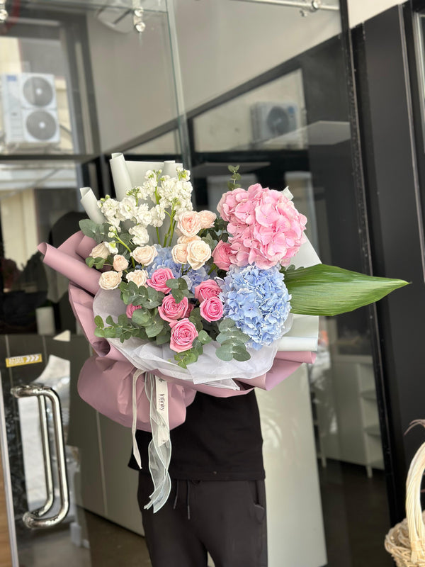 Flower bouquet "Cotton cloud" with hydrangea, rose and spray rose