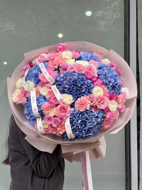 Flower bouquet "Sweet Candy" with hydrangea, peony rose and carnation