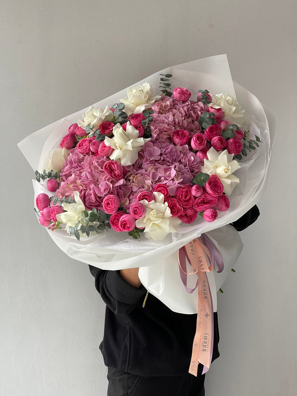 Flower bouquet "Monica" with hydrangea, peony rose and eucaluptus