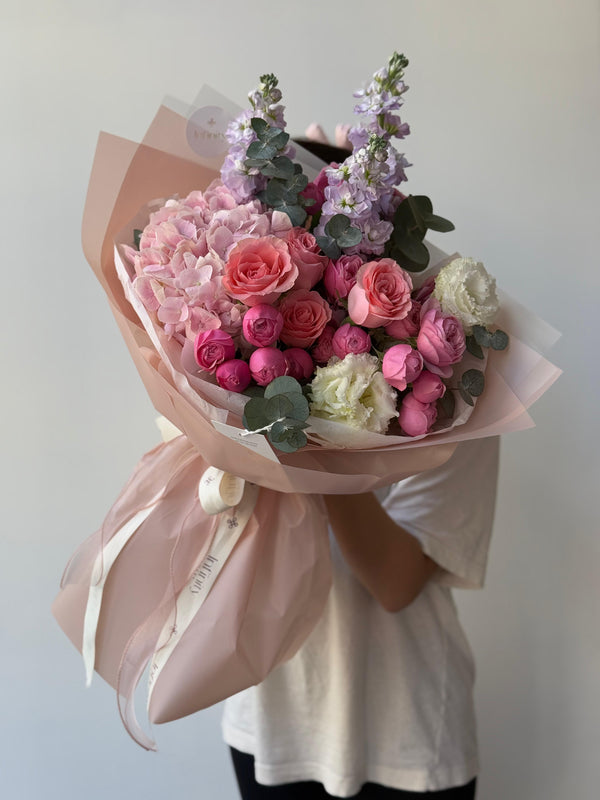 Flower bouquet "Malika" with hydrangea, mathiola and peony rose