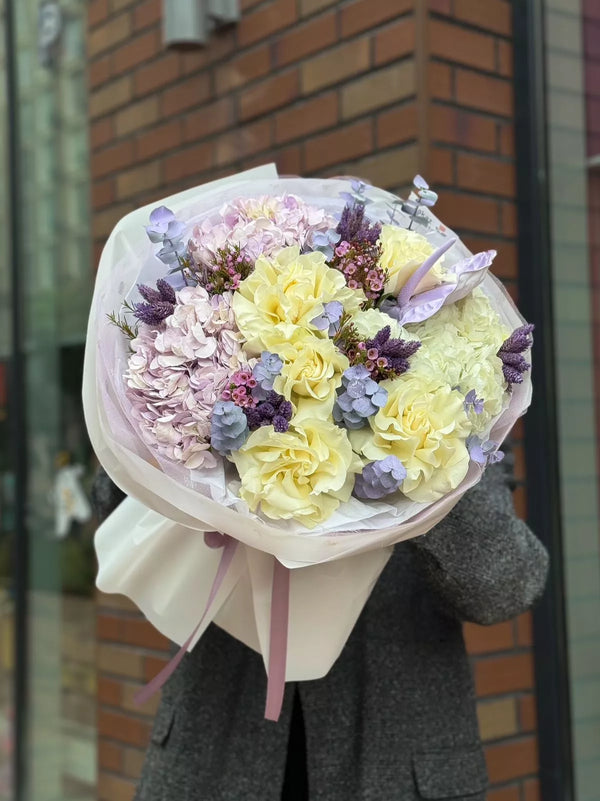 Flower bouquet "Milky Way" with anthurium, hydrangea and rose