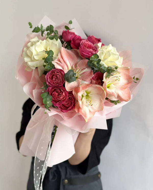 Flower bouquet "Silvia" with amaryllis, peony rose and eucalyptus