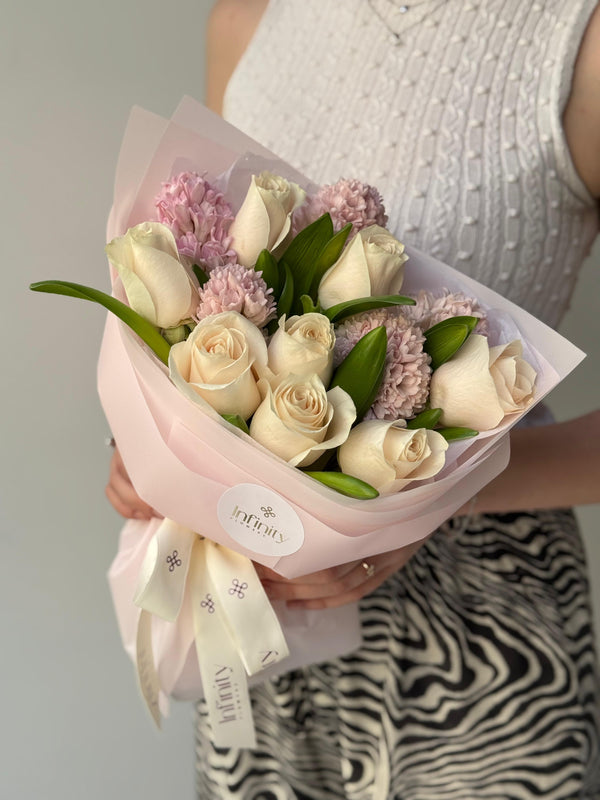 Flower bouquet "Spring melody" with hyacinth and rose