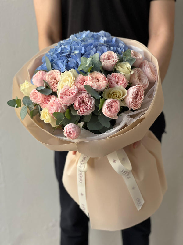 Flower bouquet "Blue sunrise" with hydrangea and peony rose