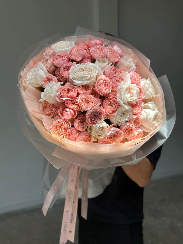 Flower bouquet "LINA" with peony rose