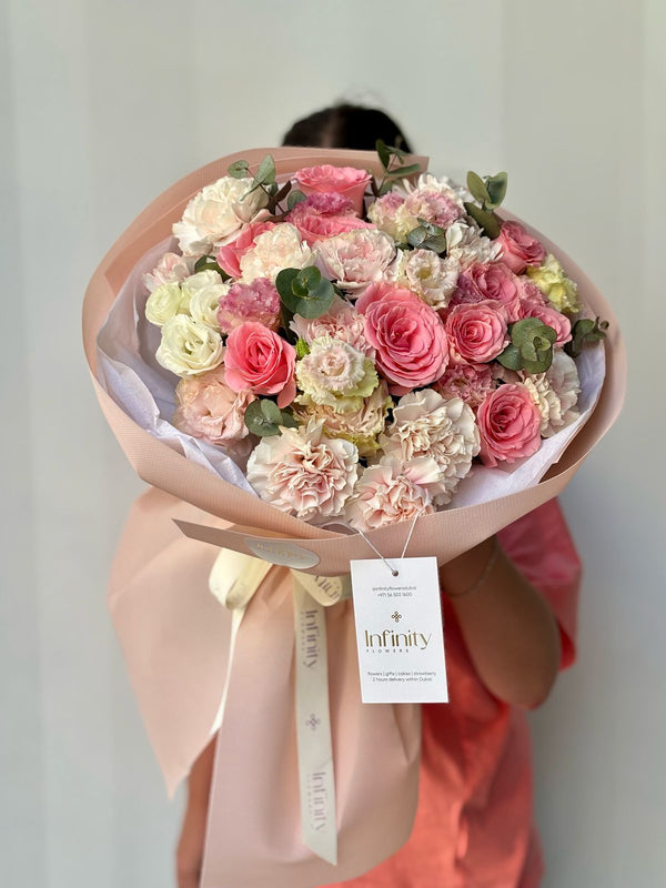 Flower Bouquet "Tender" with rose, lisianthus and carnation