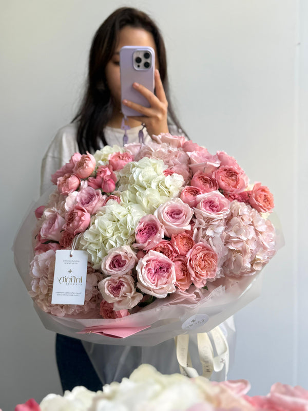 Flower bouquet "JAMILA" with hydrangea, peony rose and peony