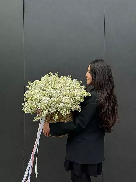 Flower bouquet "Lilac luxury" with white lilacs