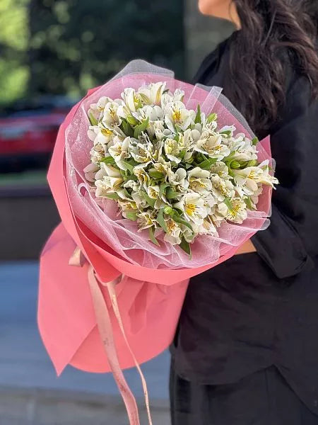 Flower bouquet "School" with alstroemeria