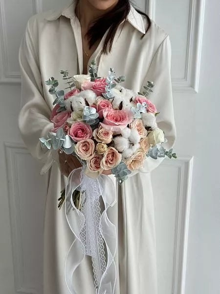 Wedding bouquet "Missandei" with cotton, lisianthus and spray rose